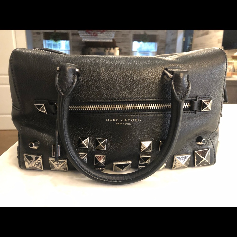 Marc Jacobs Satchel pebble leather. NWT list price $695.00
